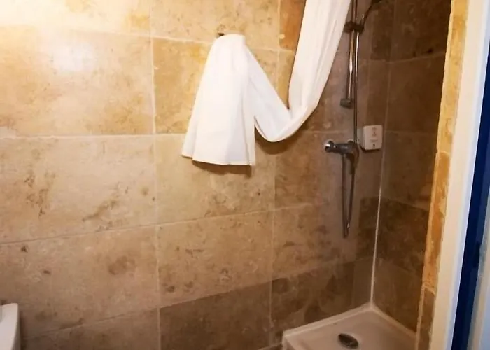 بيل آزور سيكس-فور-لو-بلاج