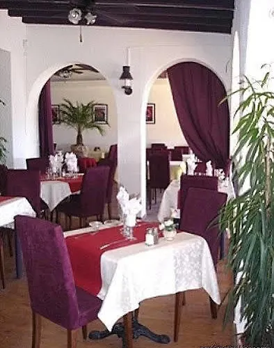 Bel Azur Otel 2*